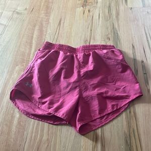 Under Amor pink shorts